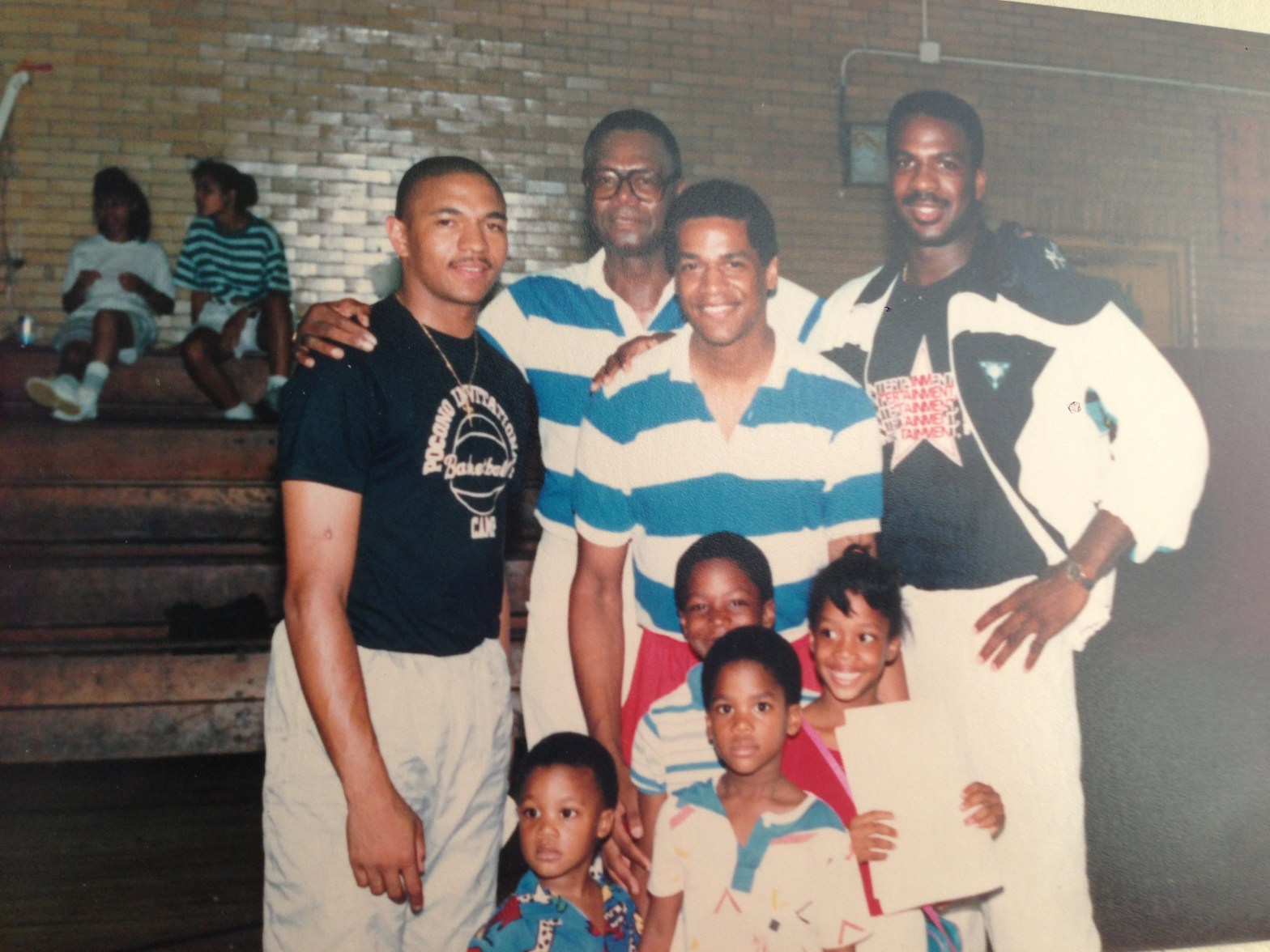 LeRoy Watkins III with his siblings and NBA basketball players
